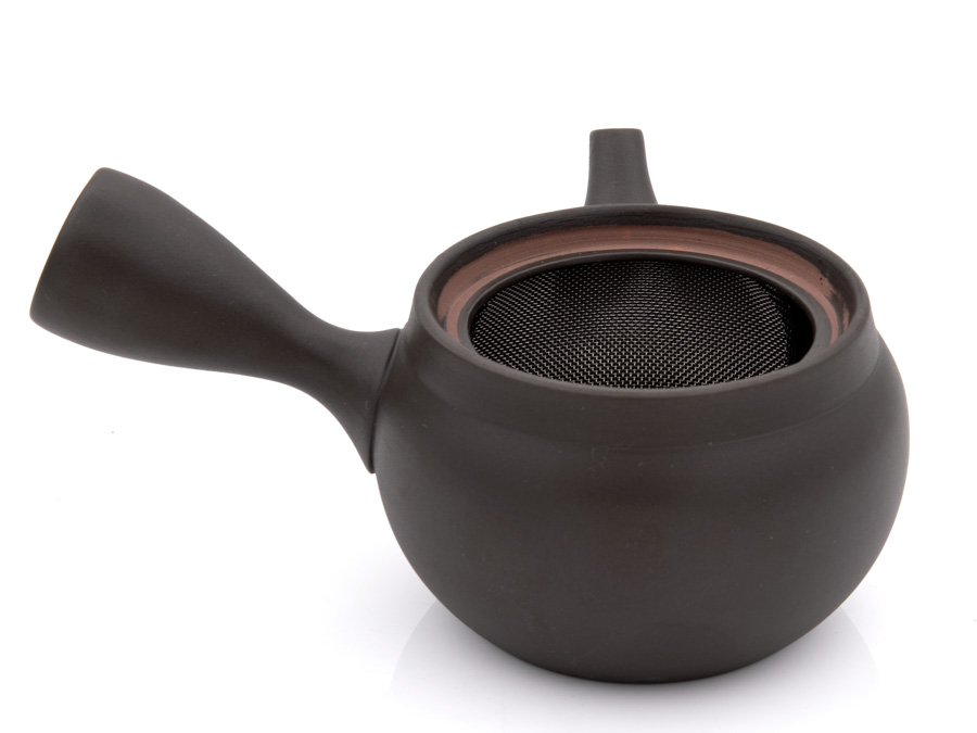 Japankanne (Kyusu)  - dunkelbraune Tonkanne mit Metallsieb