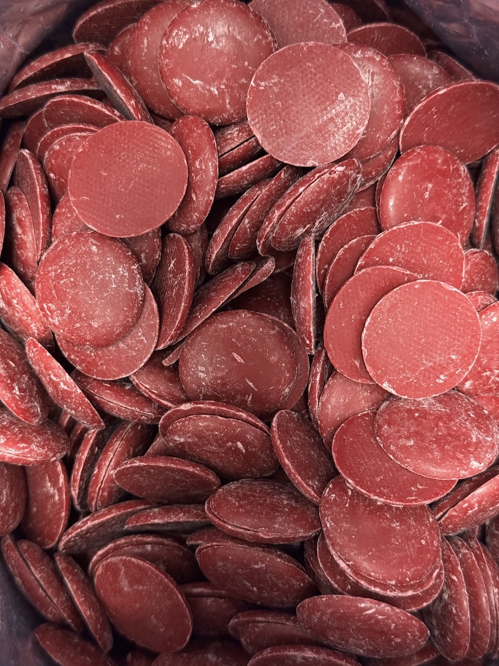 Valrhona Fruchtkuvertüre Chips - Himbeere