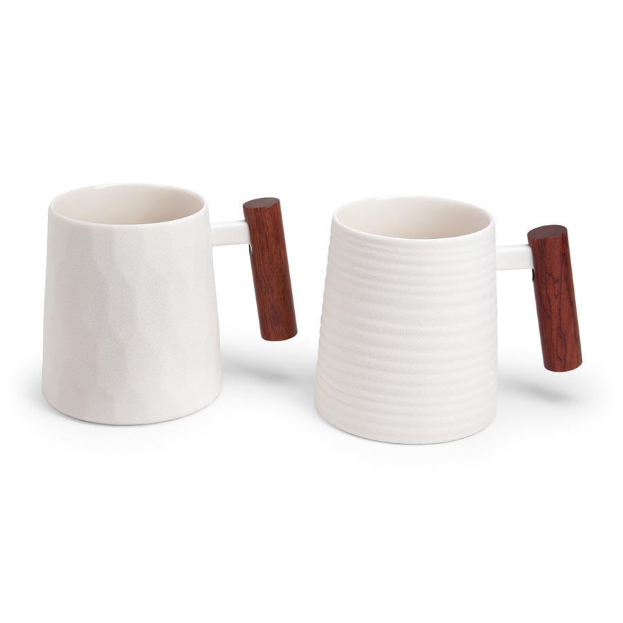 Weißer Becher Blanca, Porzellan, mit Rosenholzgriff, 0,4 l