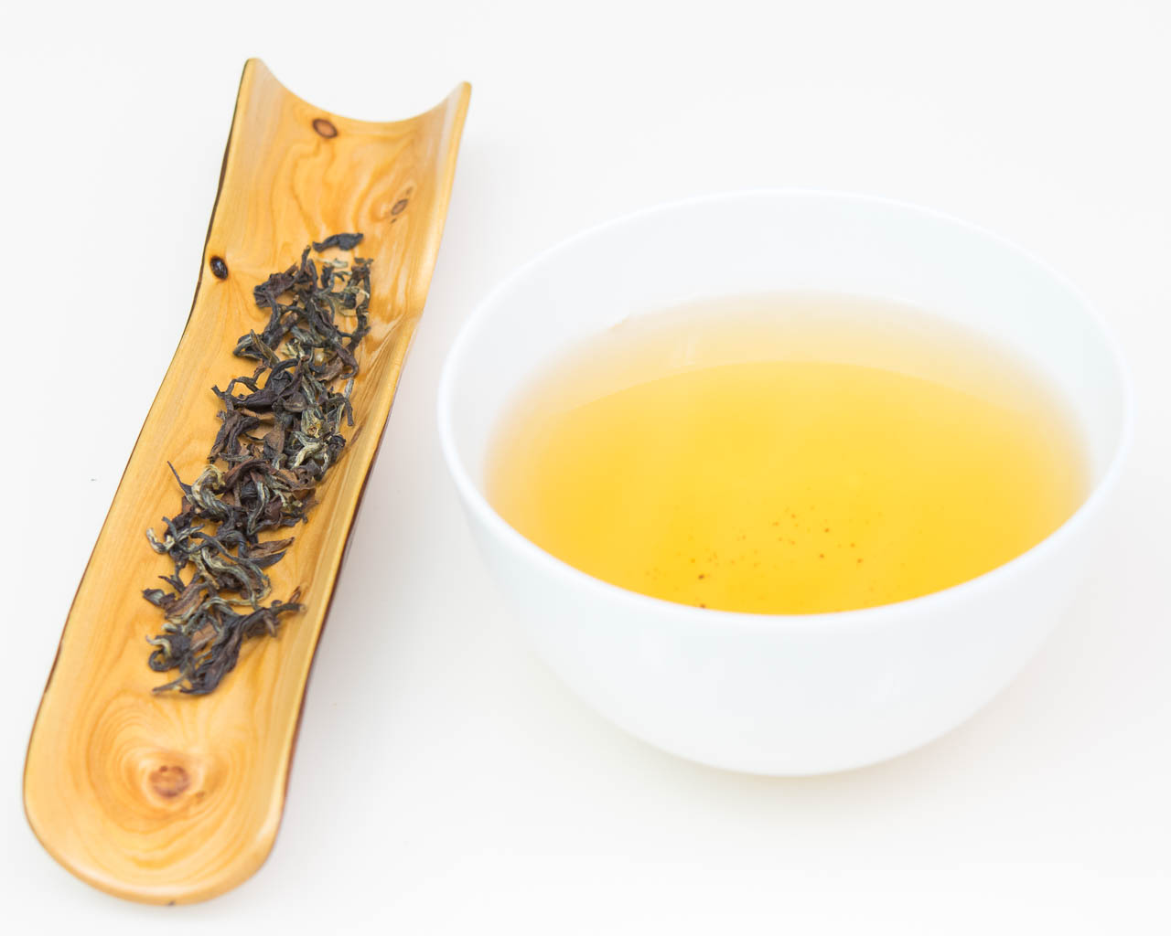 Sanxia Bi Luo Chun Grüntee