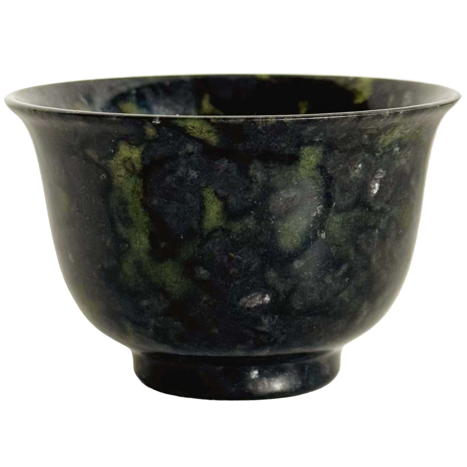 Teeschale aus Jade